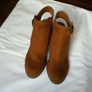 Cato Size 9 Brown Suede Boots